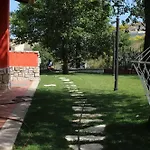 I 4 Sentieri 3* Castel San Pietro Romano