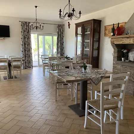 فندق مبيت وإفطار I 4 Sentieri Castel San Pietro Romano