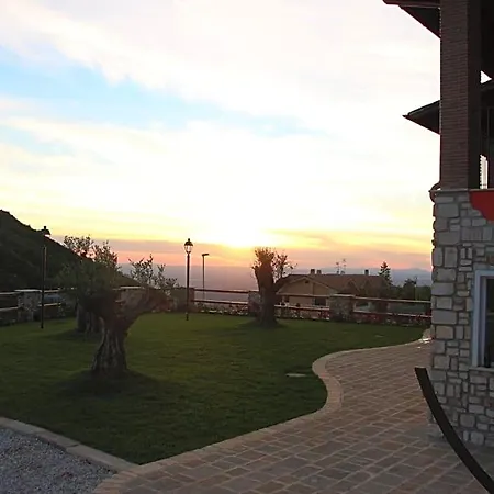 I 4 Sentieri B&B 카스텔산피에트로로마노
