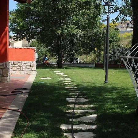 I 4 Sentieri 3* Castel San Pietro Romano